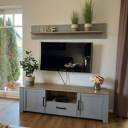 Traumhaft Ruhige Mit Grossem Sued-west Garten In Strandnaehe By Interhome * Nienhagen