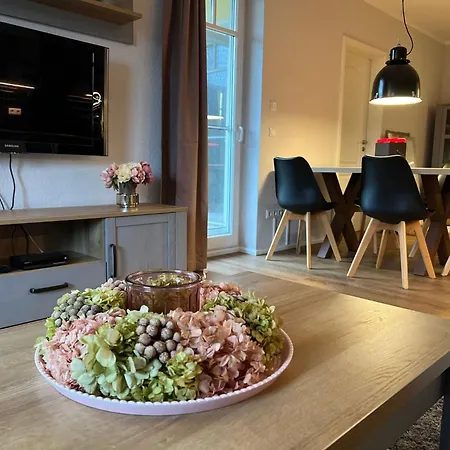 Apartment Traumhaft Ruhige Mit Grossem Sued-west Garten In Strandnaehe By Interhome